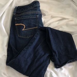 American Eagle size 4 skinny jeans dark washed